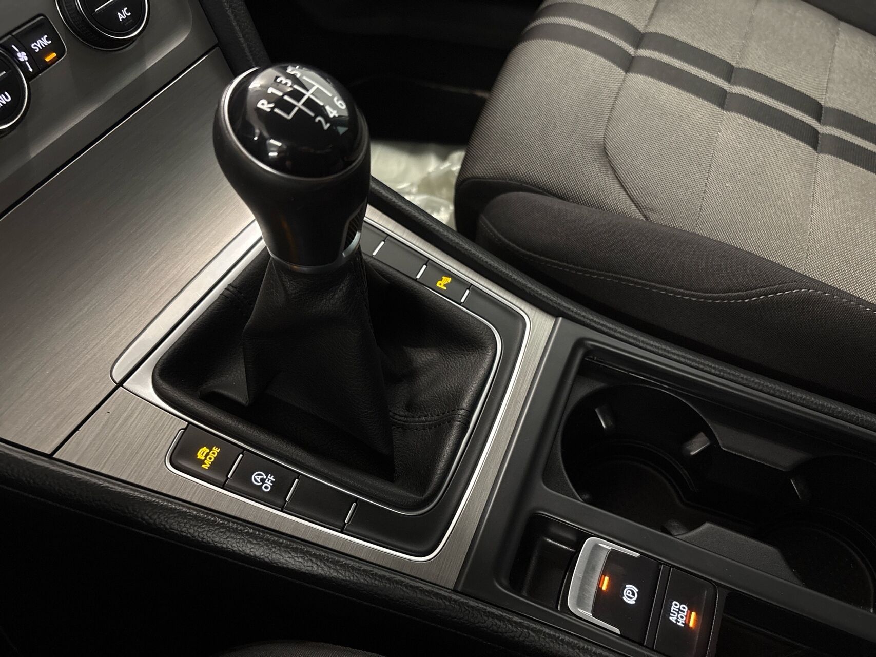 Billede af VW Golf 1,4 TSI BMT R-Line 150HK 5d 6g