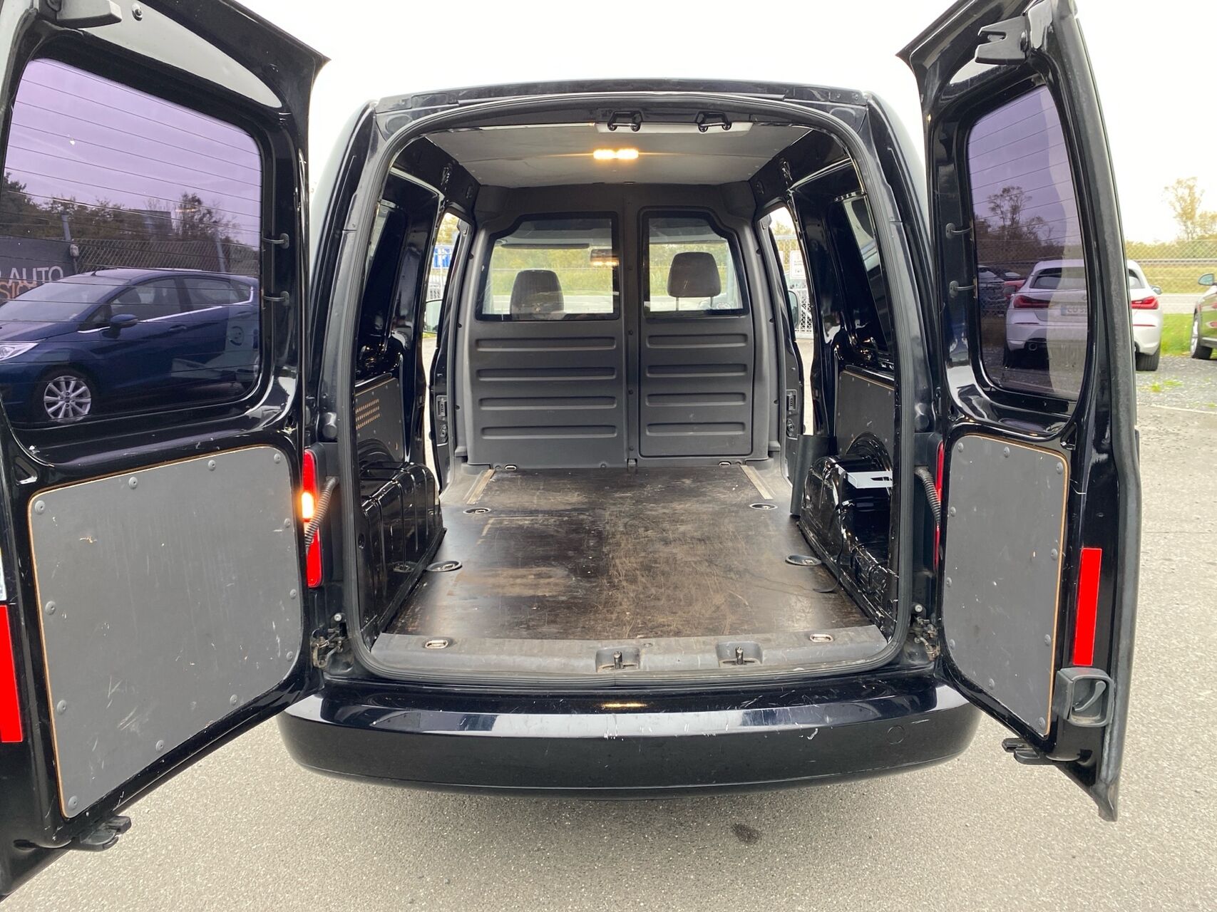 Billede af VW Caddy Maxi 1,6 TDI BMT DSG 102HK Van 7g Aut.