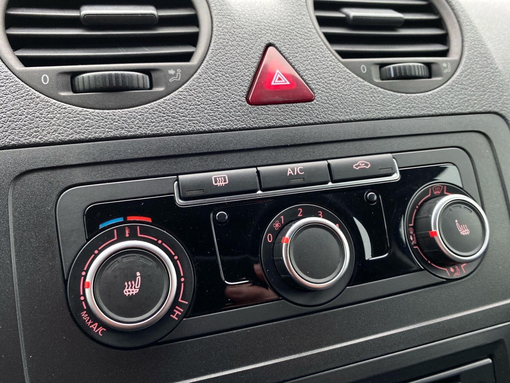 Billede af VW Caddy Maxi 1,6 TDI BMT DSG 102HK Van 7g Aut.