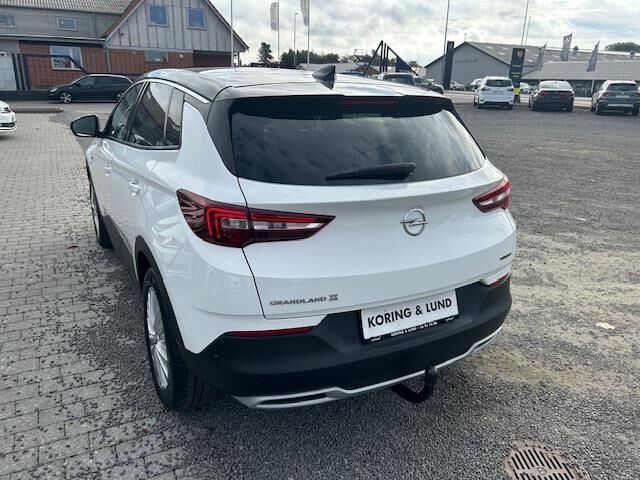 Billede af Opel Grandland X 1,2 T Exclusive Start/Stop 130HK 5d 8g Aut.