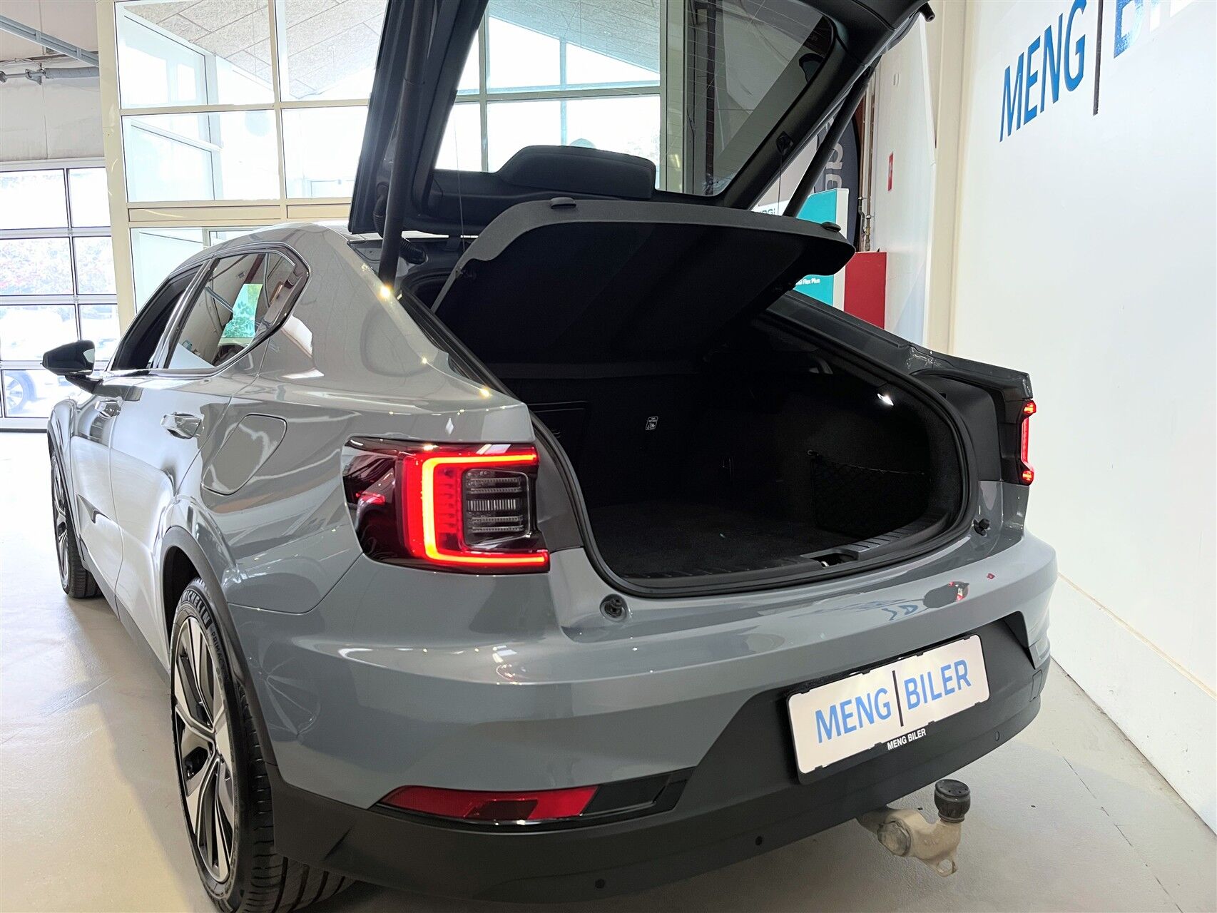Billede af Polestar 2 EL Long range Single motor Plus 231HK 5d Aut.