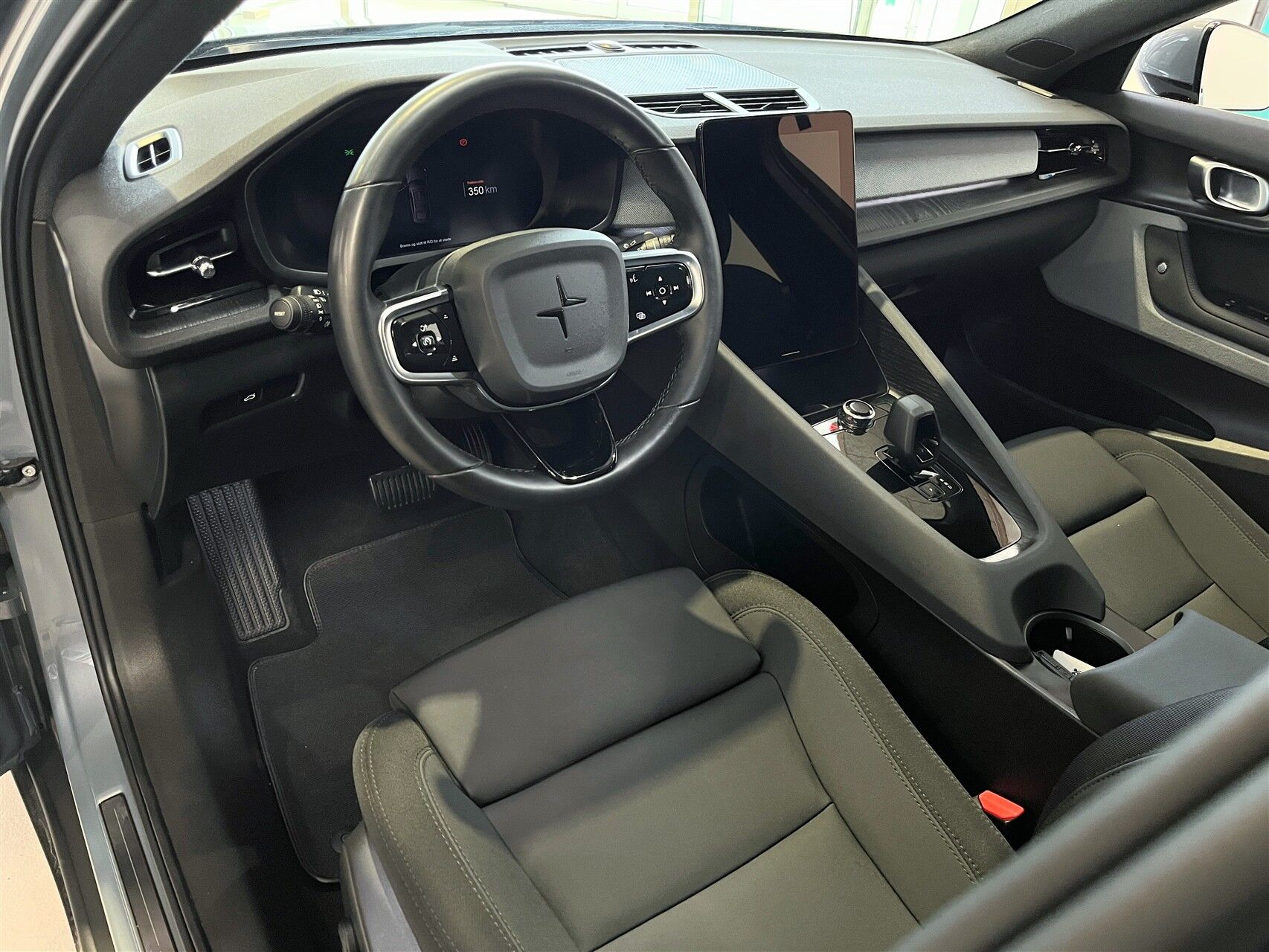 Billede af Polestar 2 EL Long range Single motor Plus 231HK 5d Aut.