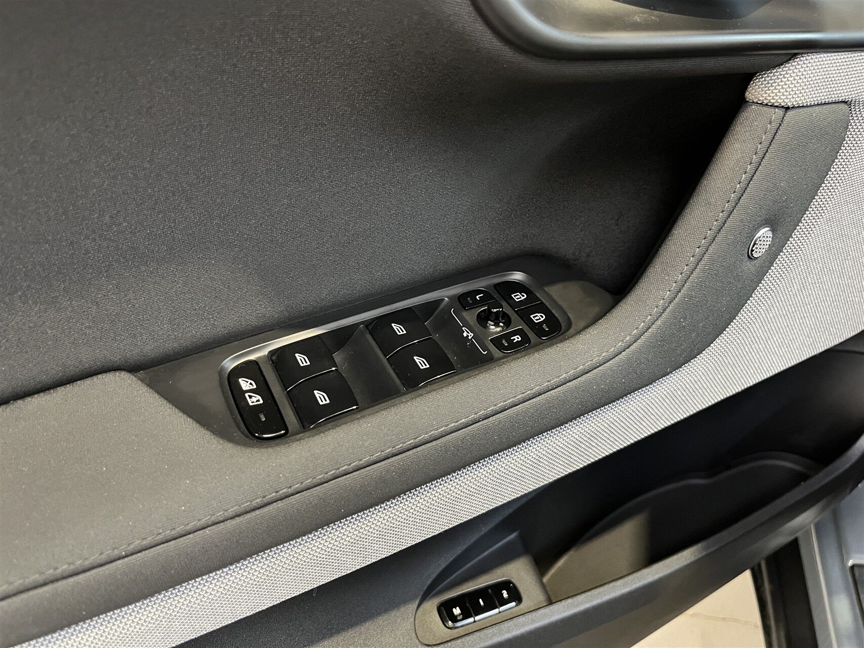 Billede af Polestar 2 EL Long range Single motor Plus 231HK 5d Aut.