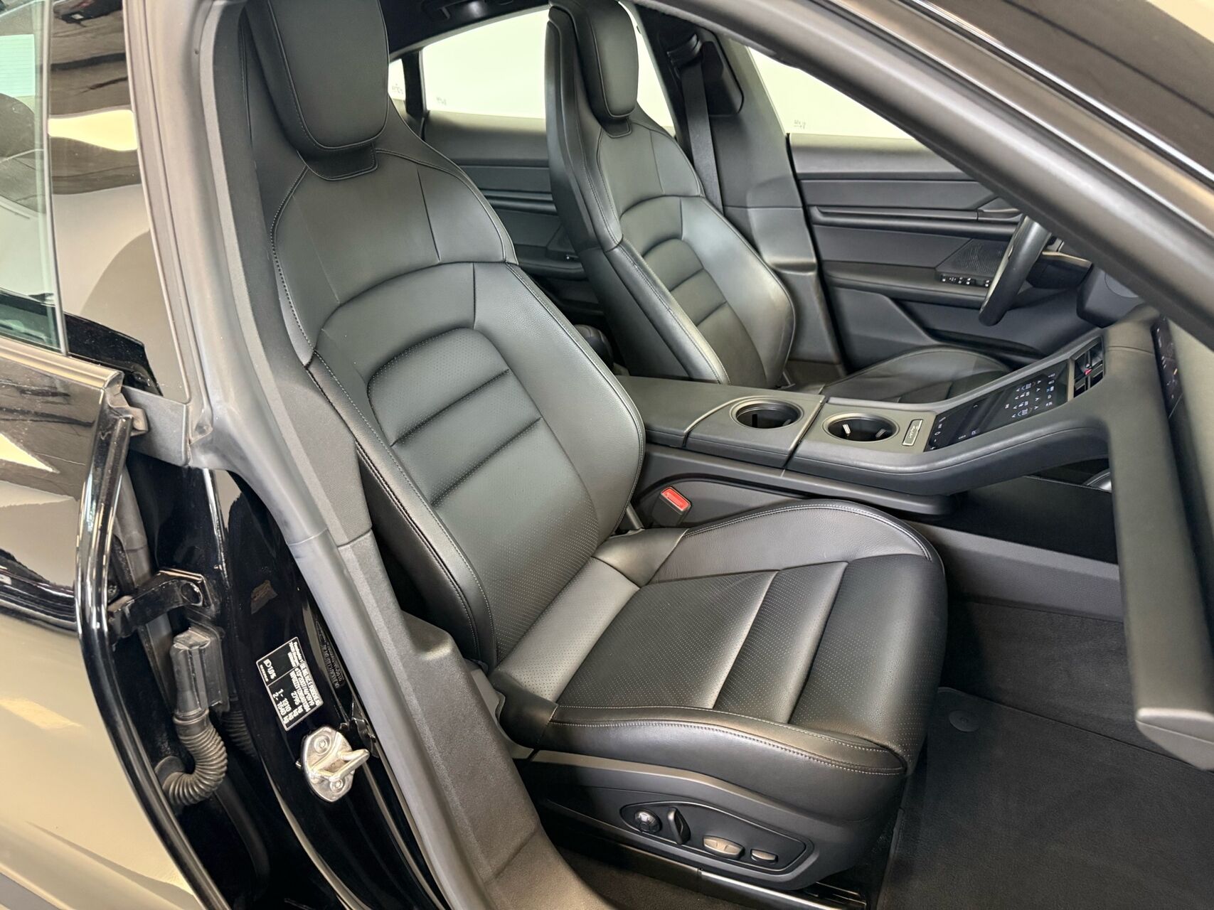 Billede af Porsche Taycan EL 408HK 4d Aut.