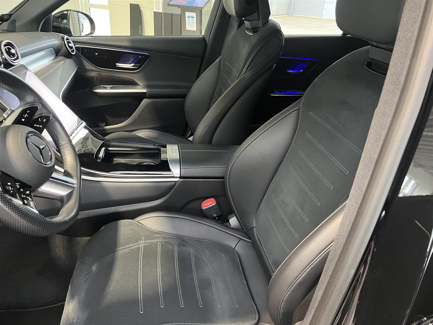 Billede af Mercedes-Benz GLC300 e 2,0 Plugin-hybrid 4Matic 9G-Tronic 313HK 5d 9g Aut.