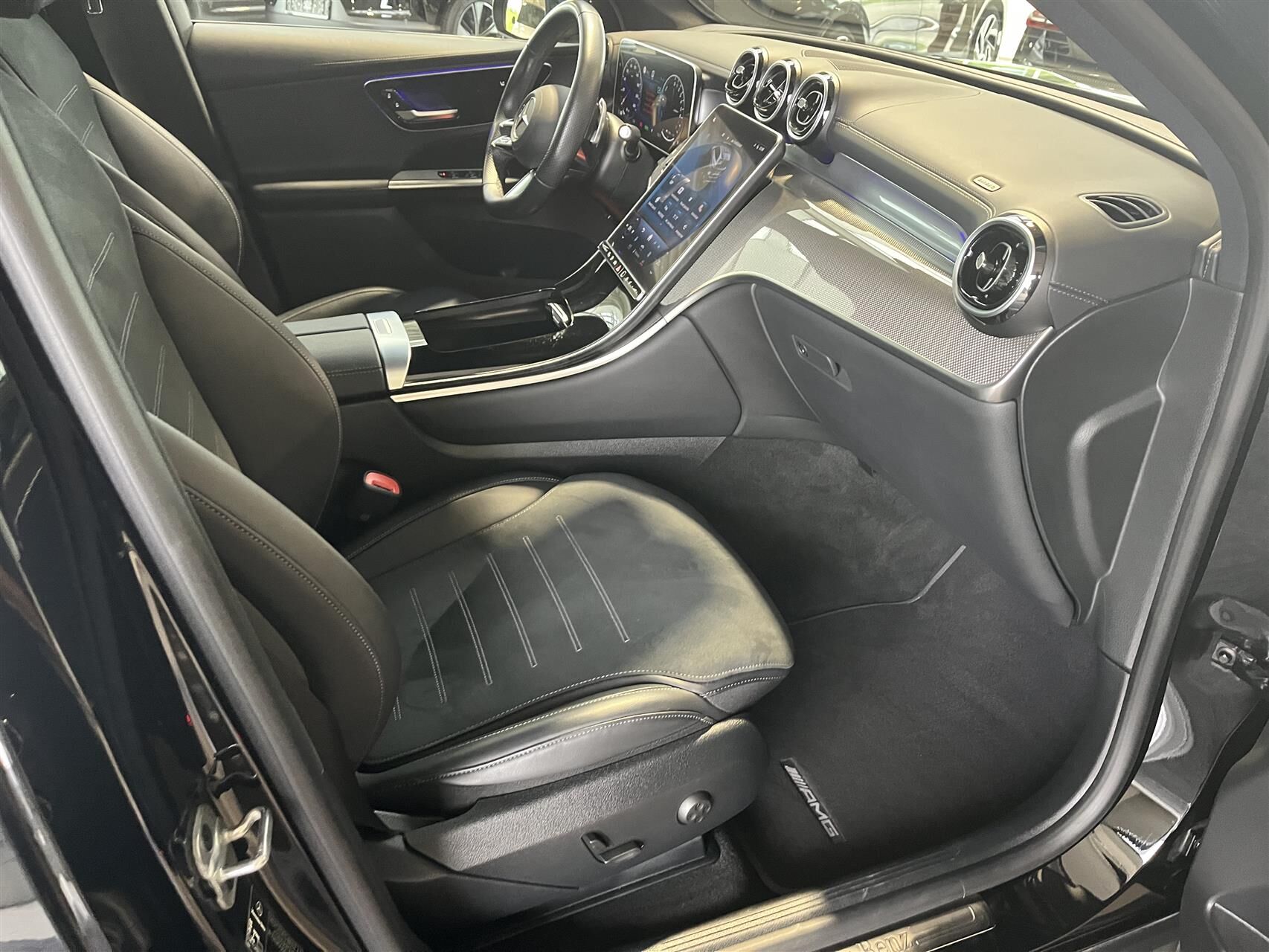 Billede af Mercedes-Benz GLC300 e 2,0 Plugin-hybrid 4Matic 9G-Tronic 313HK 5d 9g Aut.