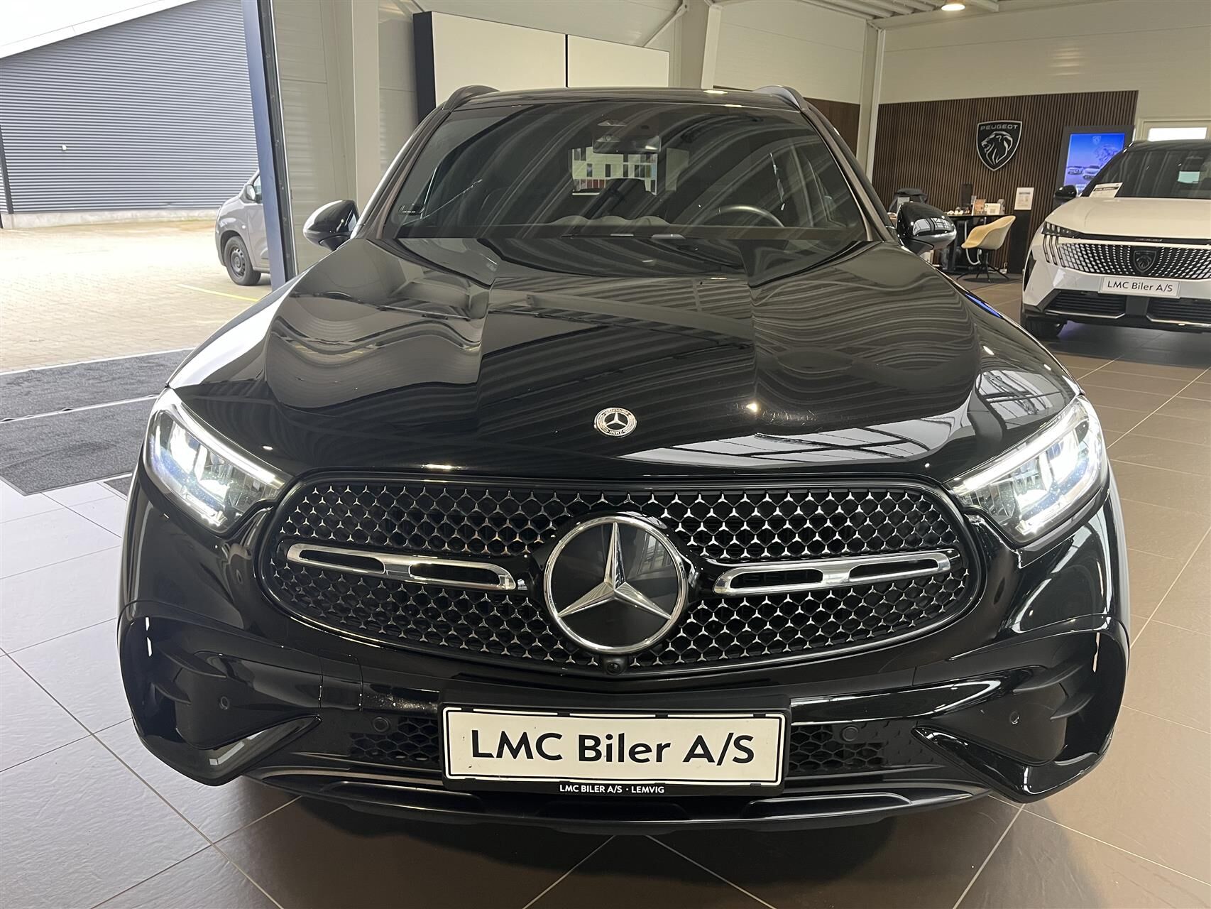 Billede af Mercedes-Benz GLC300 e 2,0 Plugin-hybrid 4Matic 9G-Tronic 313HK 5d 9g Aut.