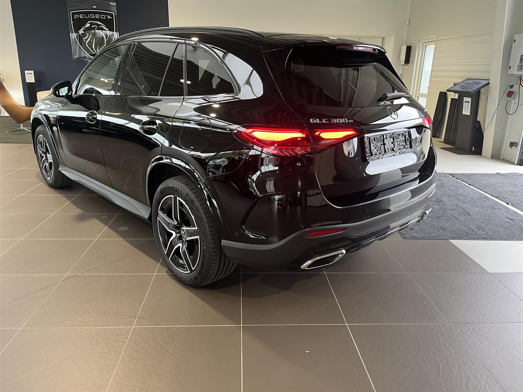 Billede af Mercedes-Benz GLC300 e 2,0 Plugin-hybrid 4Matic 9G-Tronic 313HK 5d 9g Aut.