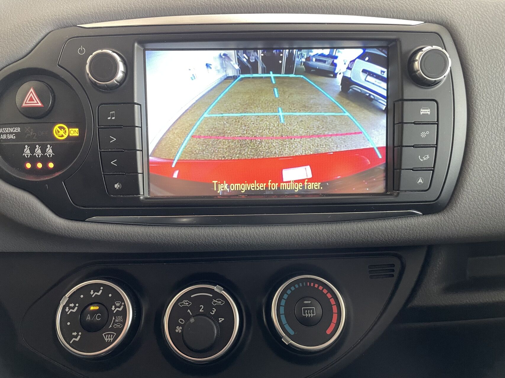 Billede af Toyota Yaris 1,3 VVT-I T2 100HK 5d 6g