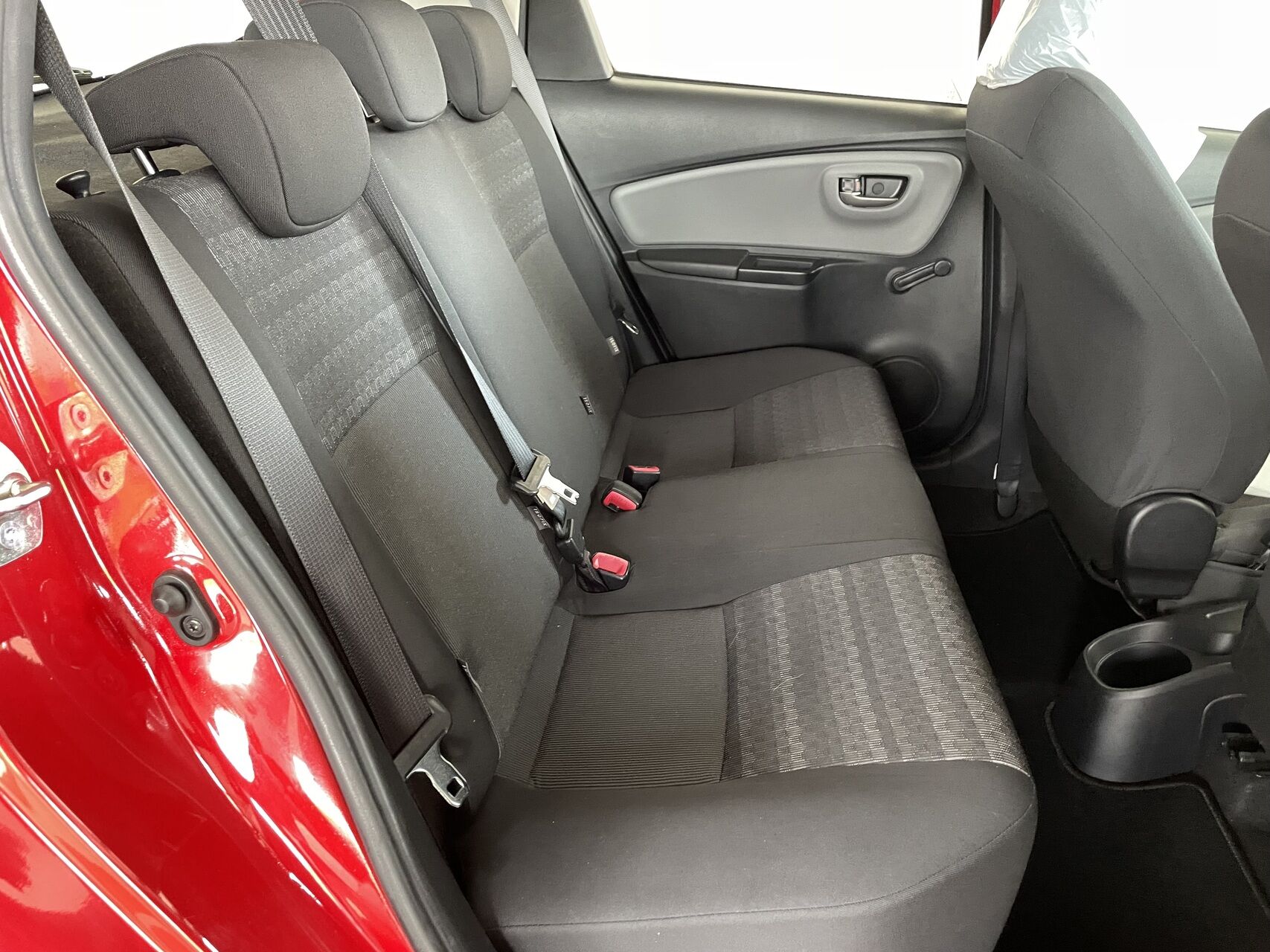 Billede af Toyota Yaris 1,3 VVT-I T2 100HK 5d 6g