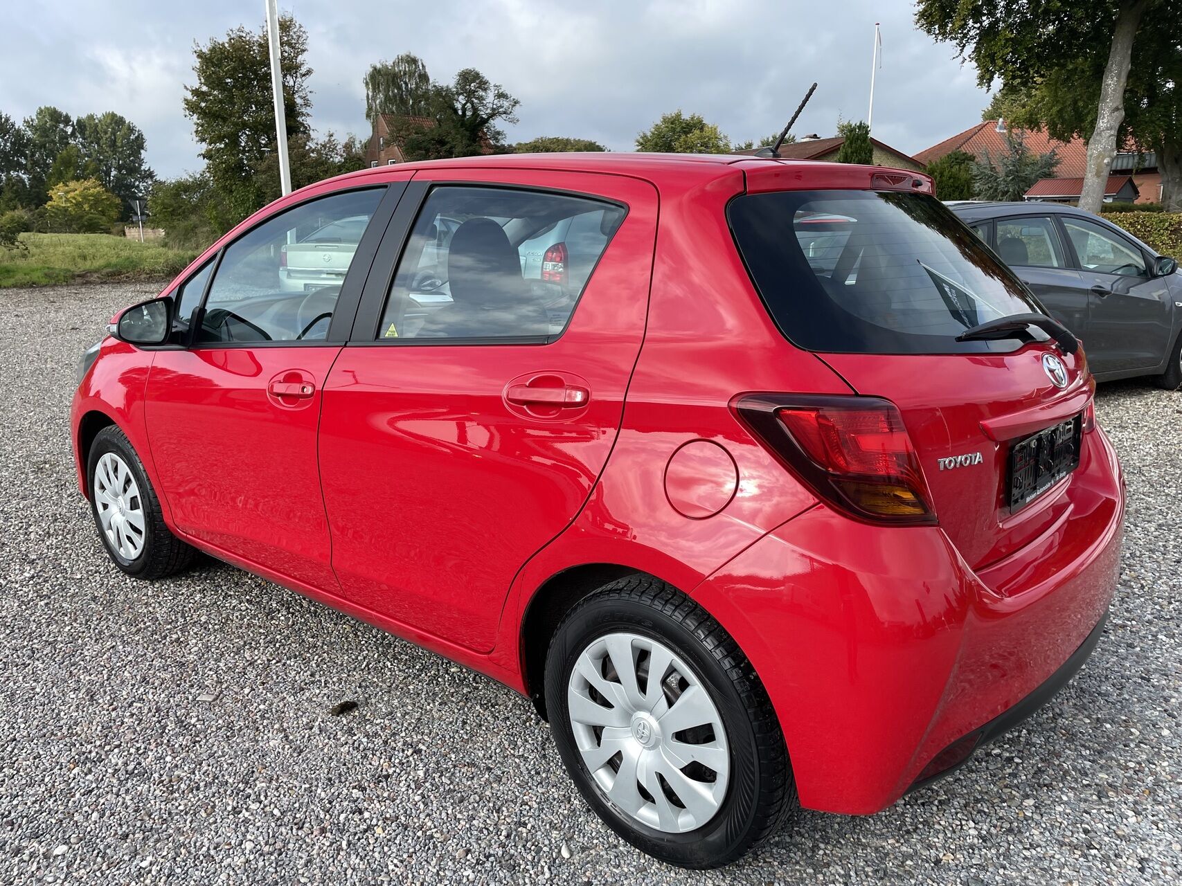 Billede af Toyota Yaris 1,3 VVT-I T2 100HK 5d 6g