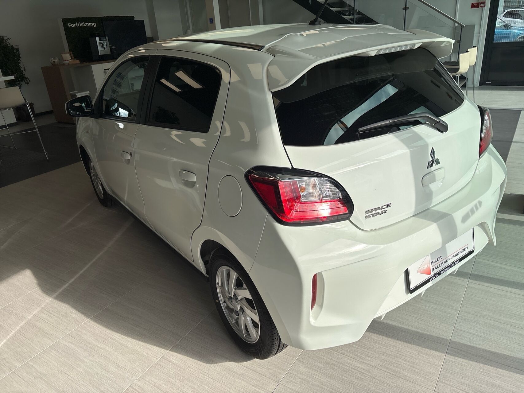 Billede af Mitsubishi Space Star 1,2 Cosmic AS&G 71HK 5d