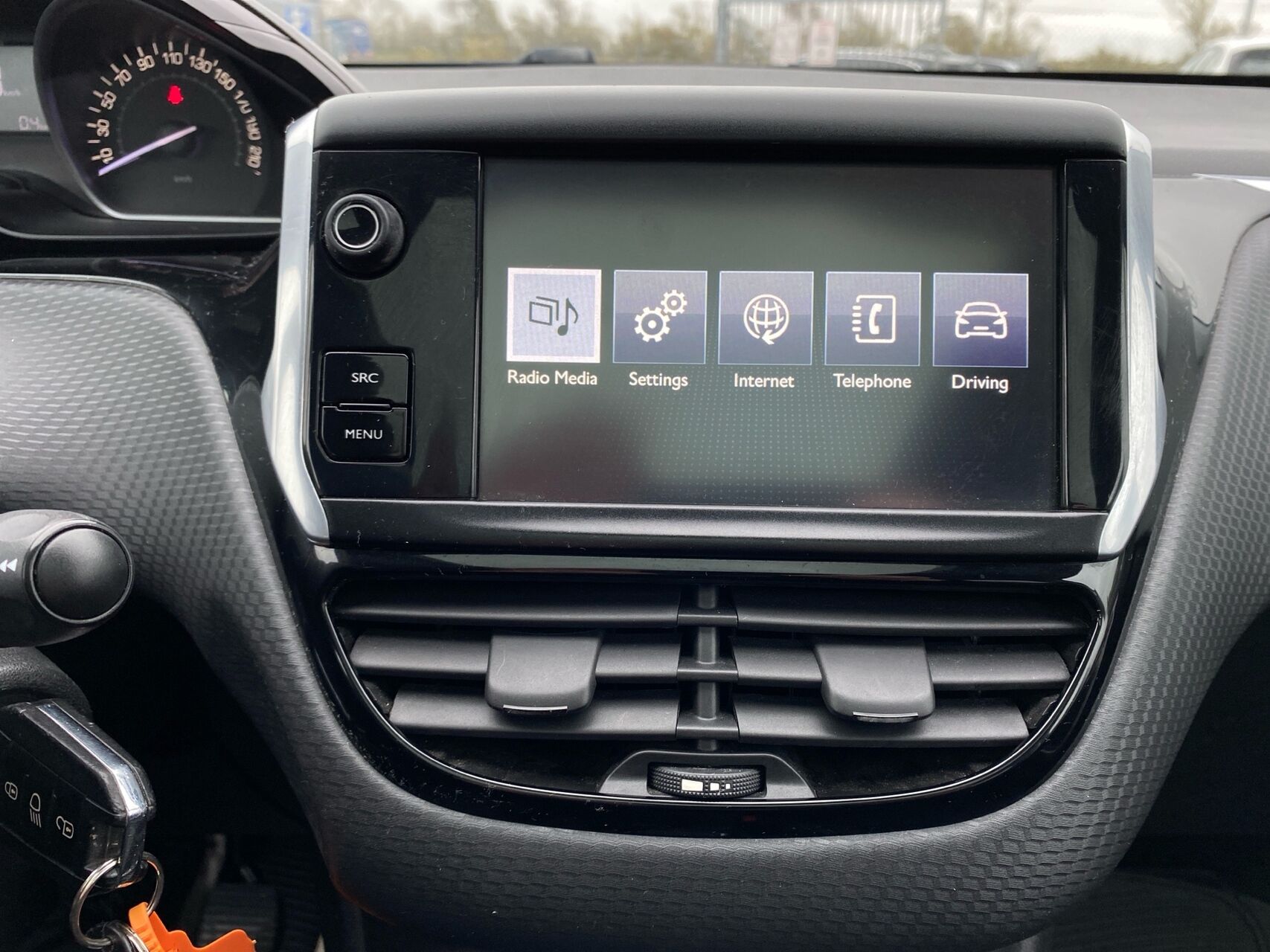 Billede af Peugeot 2008 1,2 VTi Plus 82HK