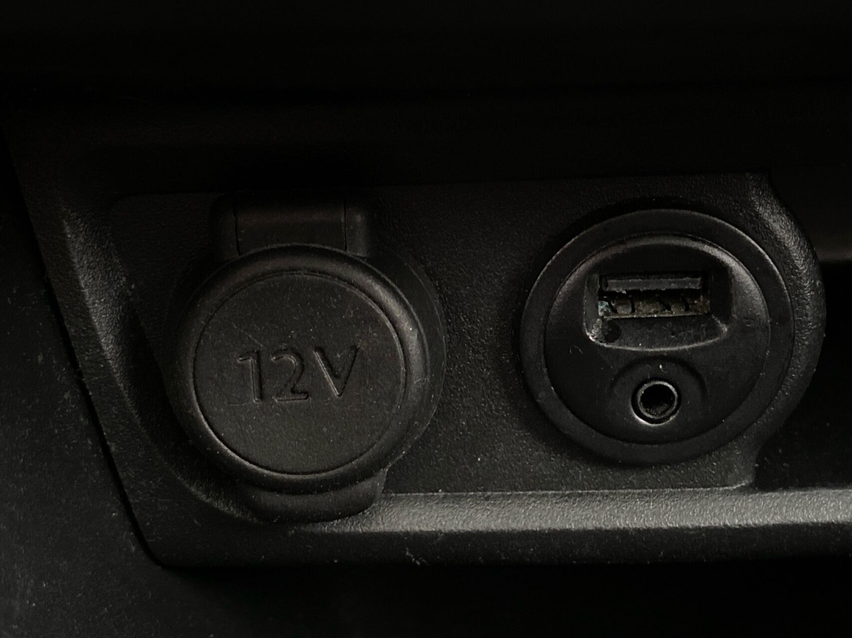 Billede af Peugeot 2008 1,2 VTi Plus 82HK