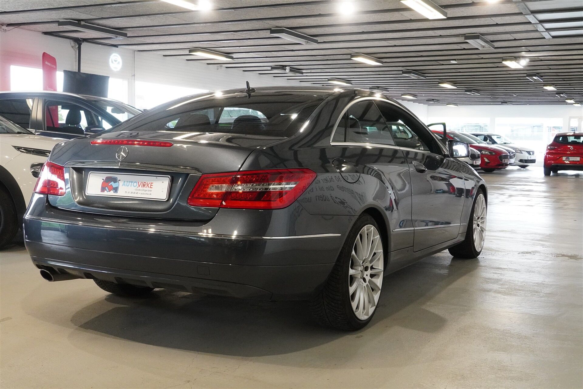Billede af Mercedes-Benz E250 1,8 CGI BlueEfficiency 204HK 2d Aut.