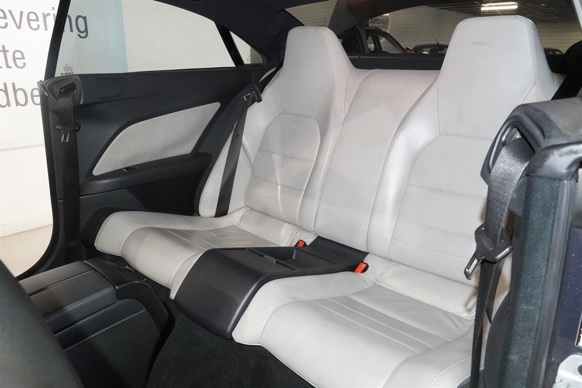 Billede af Mercedes-Benz E250 1,8 CGI BlueEfficiency 204HK 2d Aut.