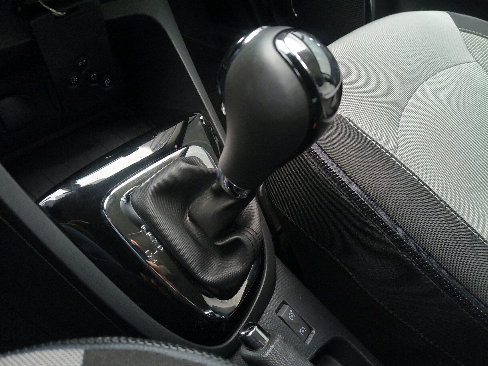 Billede af Renault Captur 1,5 DCI Dynamique EDC 90HK 5d 6g Aut.