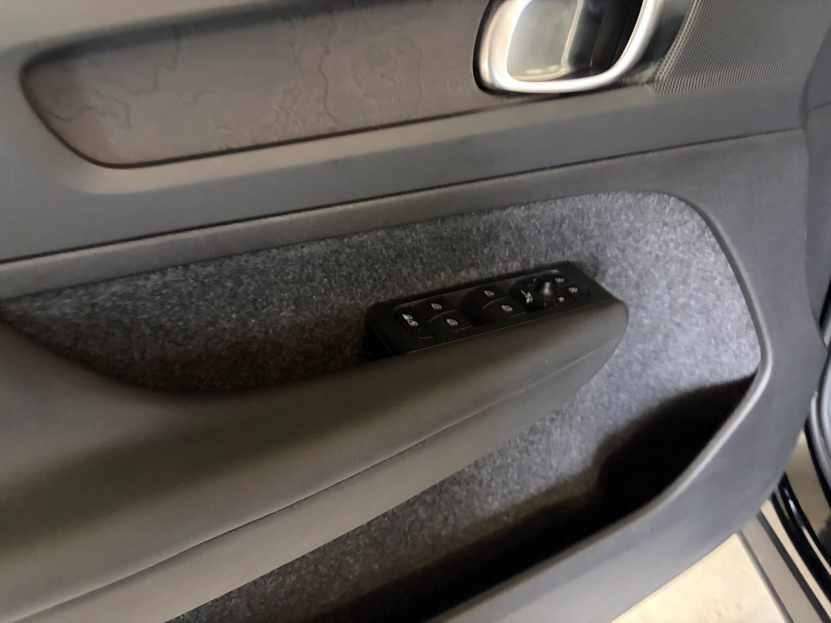 Billede af Volvo XC40 P6 Recharge Plus 231HK 5d Aut.