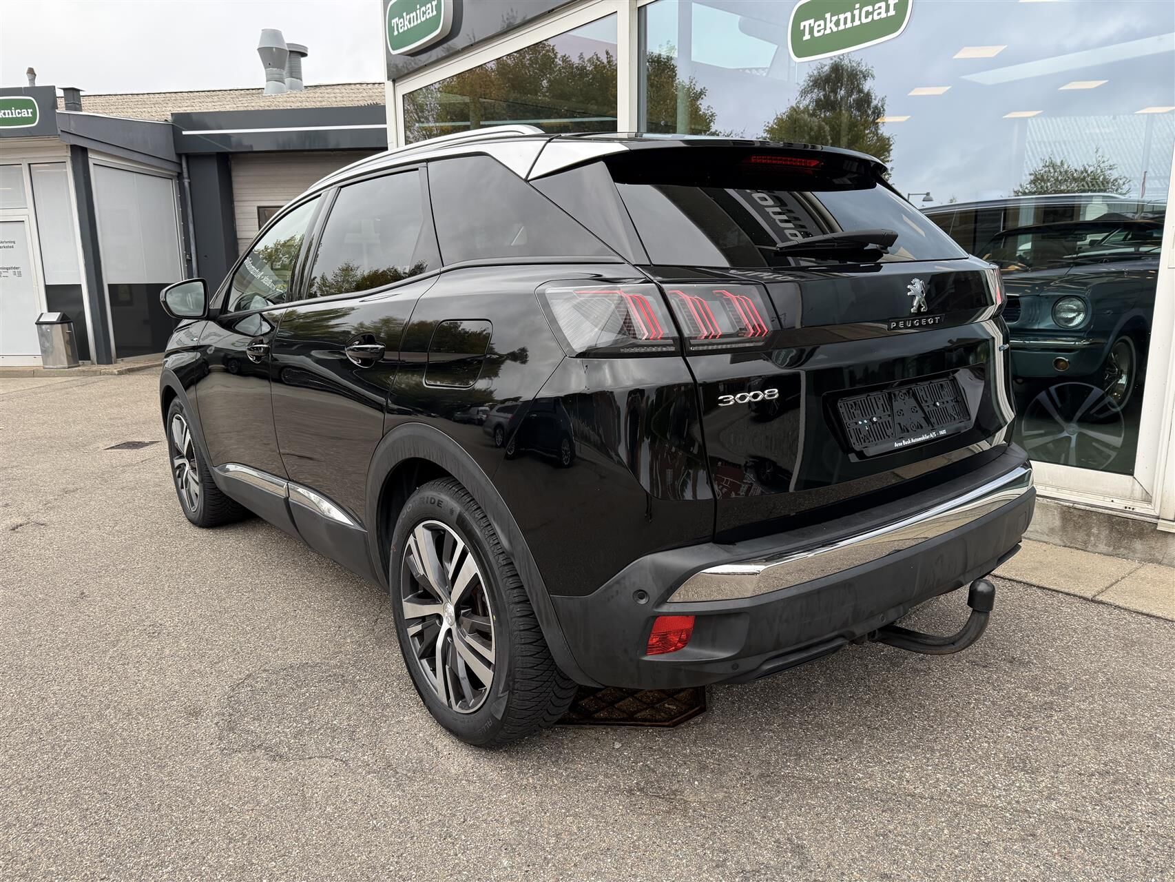 Billede af Peugeot 3008 1,6 PureTech  Plugin-hybrid Allure Pack EAT8 225HK 5d 8g Aut.