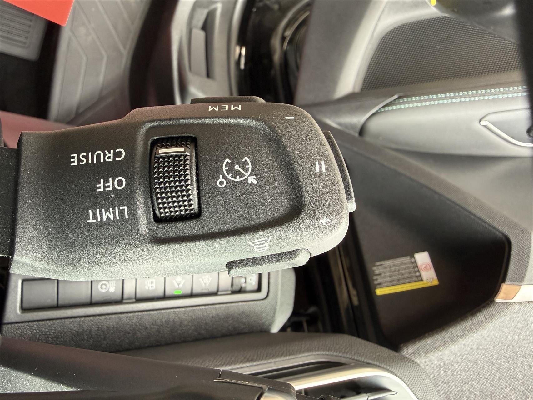 Billede af Peugeot 3008 1,6 PureTech  Plugin-hybrid Allure Pack EAT8 225HK 5d 8g Aut.