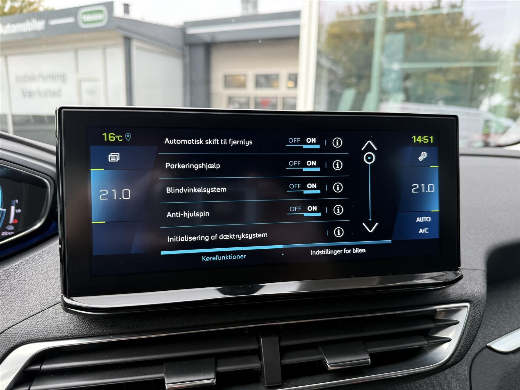 Billede af Peugeot 3008 1,6 PureTech  Plugin-hybrid Allure Pack EAT8 225HK 5d 8g Aut.