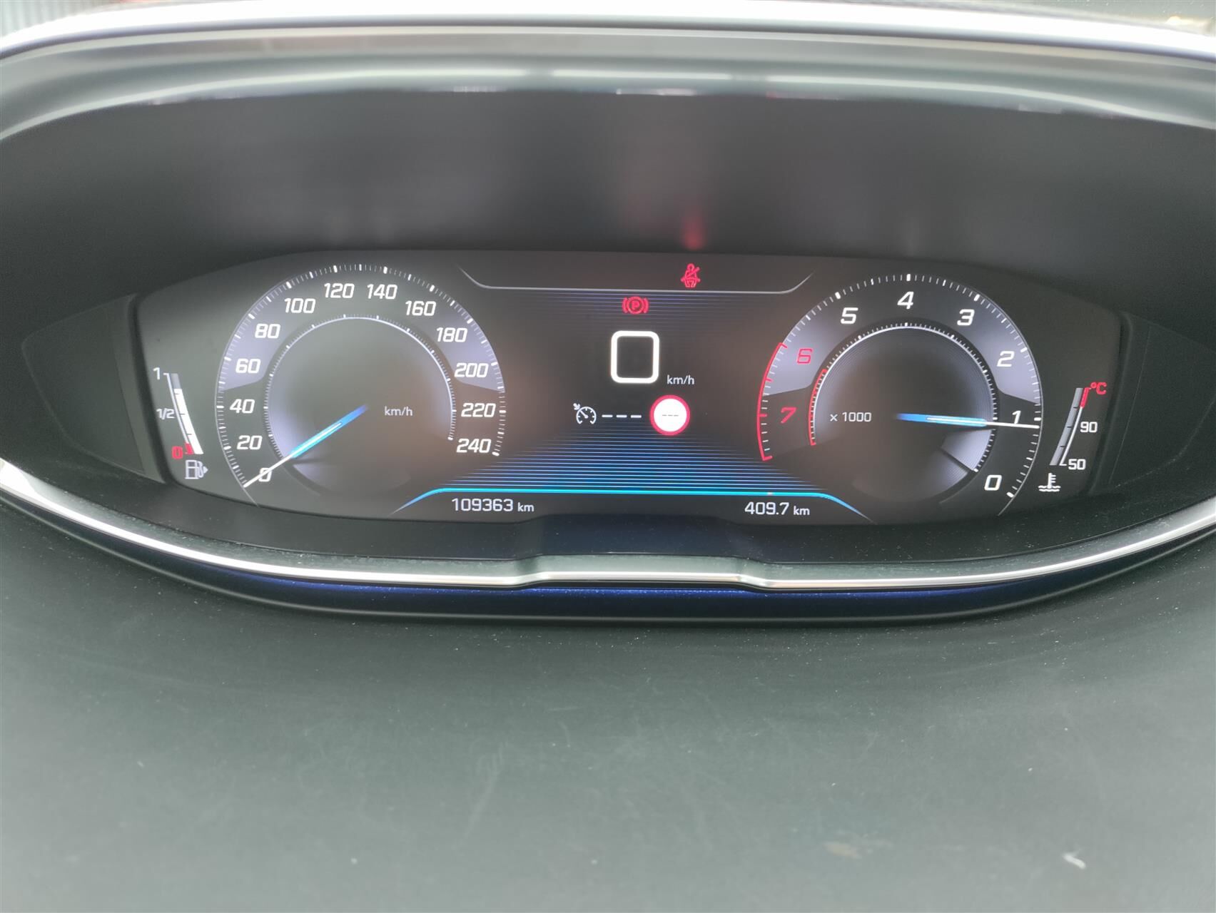 Billede af Peugeot 3008 1,2 e-THP Strike 130HK 5d 6g