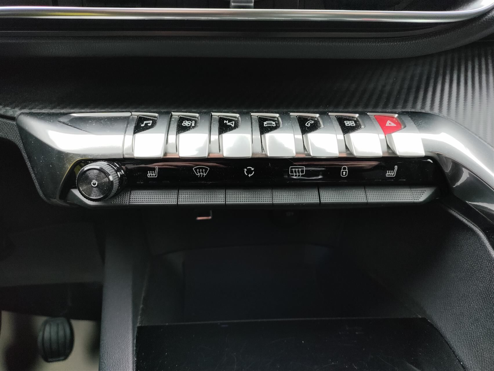 Billede af Peugeot 3008 1,2 e-THP Strike 130HK 5d 6g