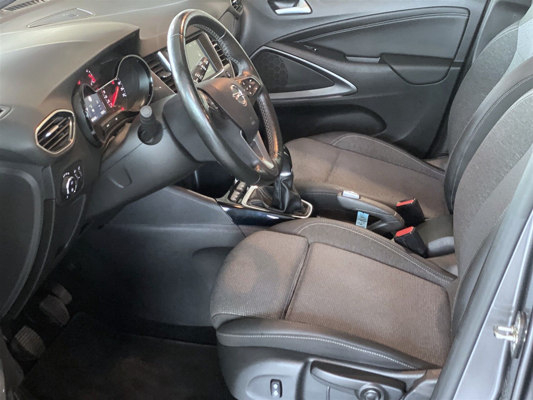 Billede af Opel Crossland 1,2 First Edition 83HK 5d