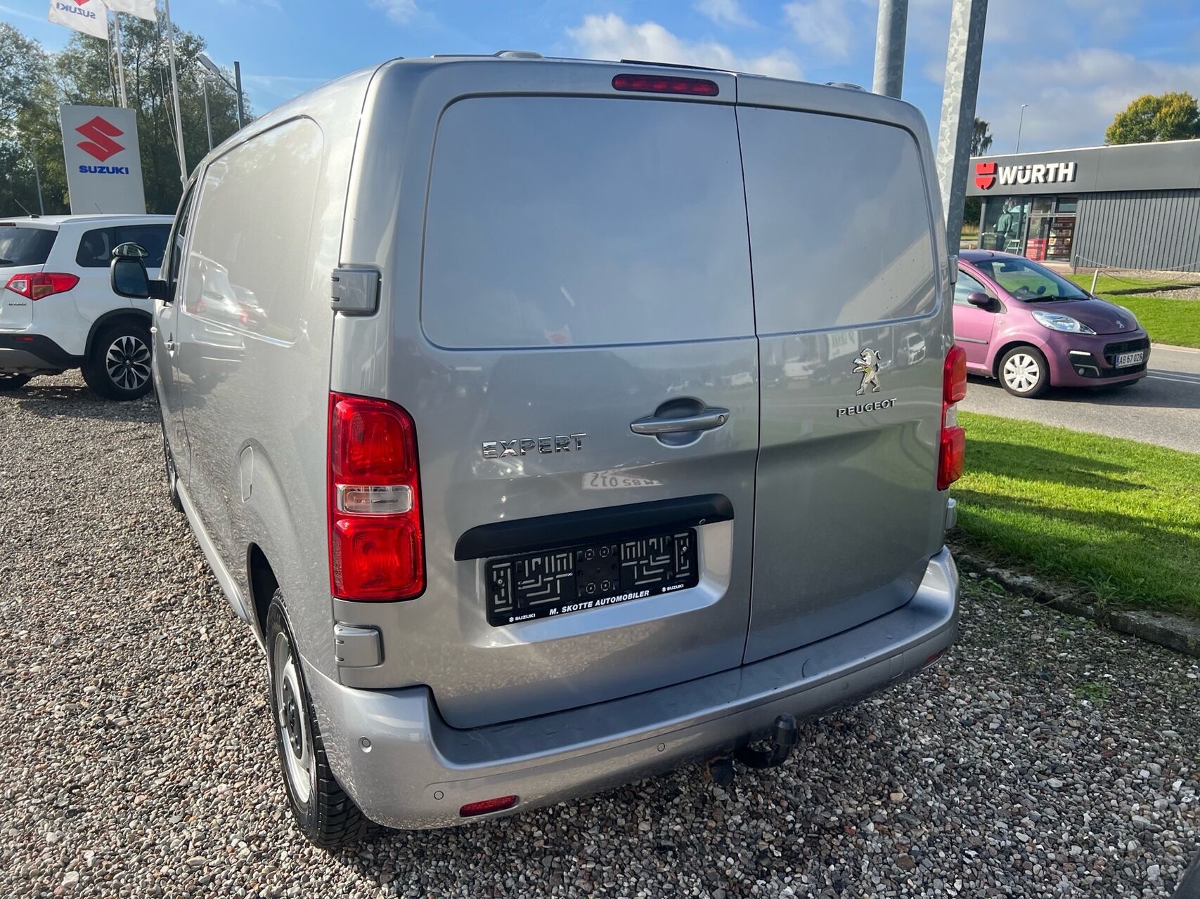 Billede af Peugeot Expert L2 2,0 BlueHDi Premium Pro EAT8 122HK Van 8g Aut.
