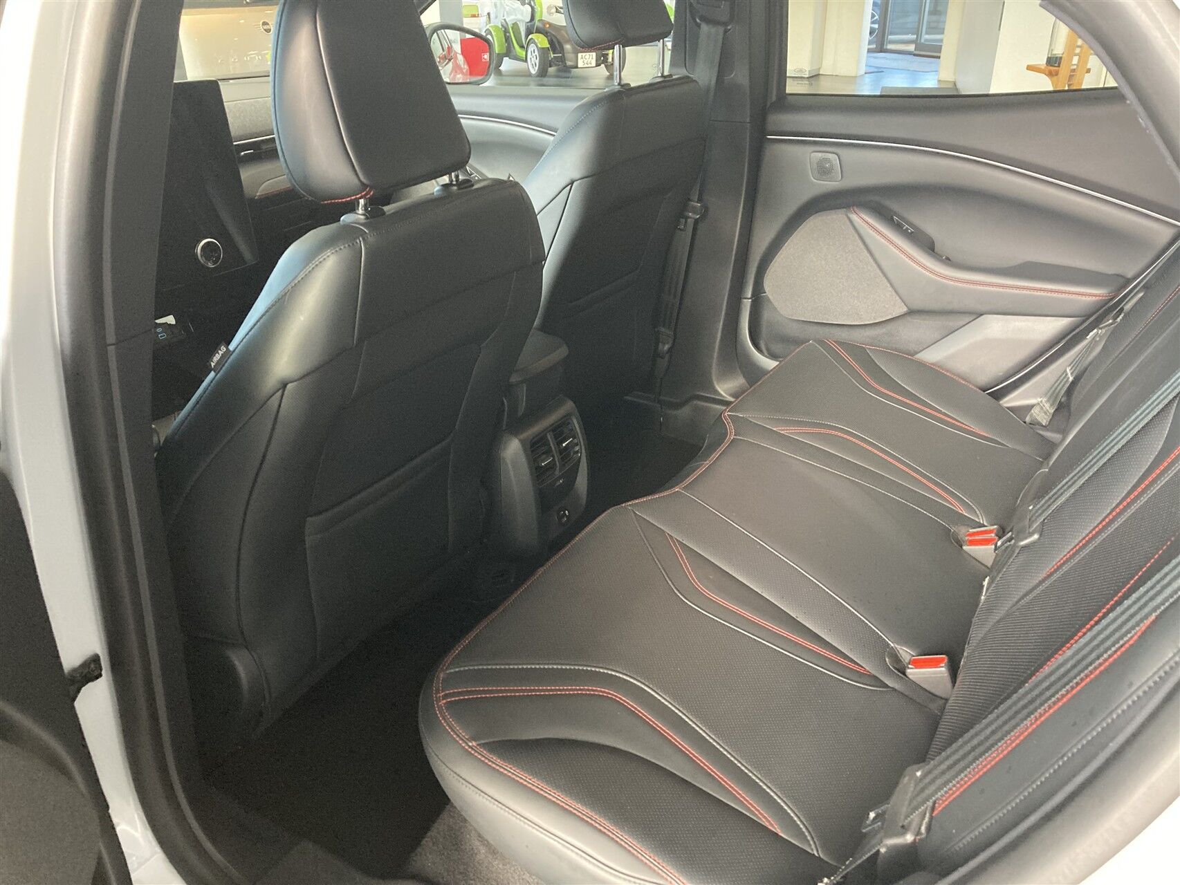 Billede af Ford Mustang Mach-E EL UR Premium 294HK 5d Aut.