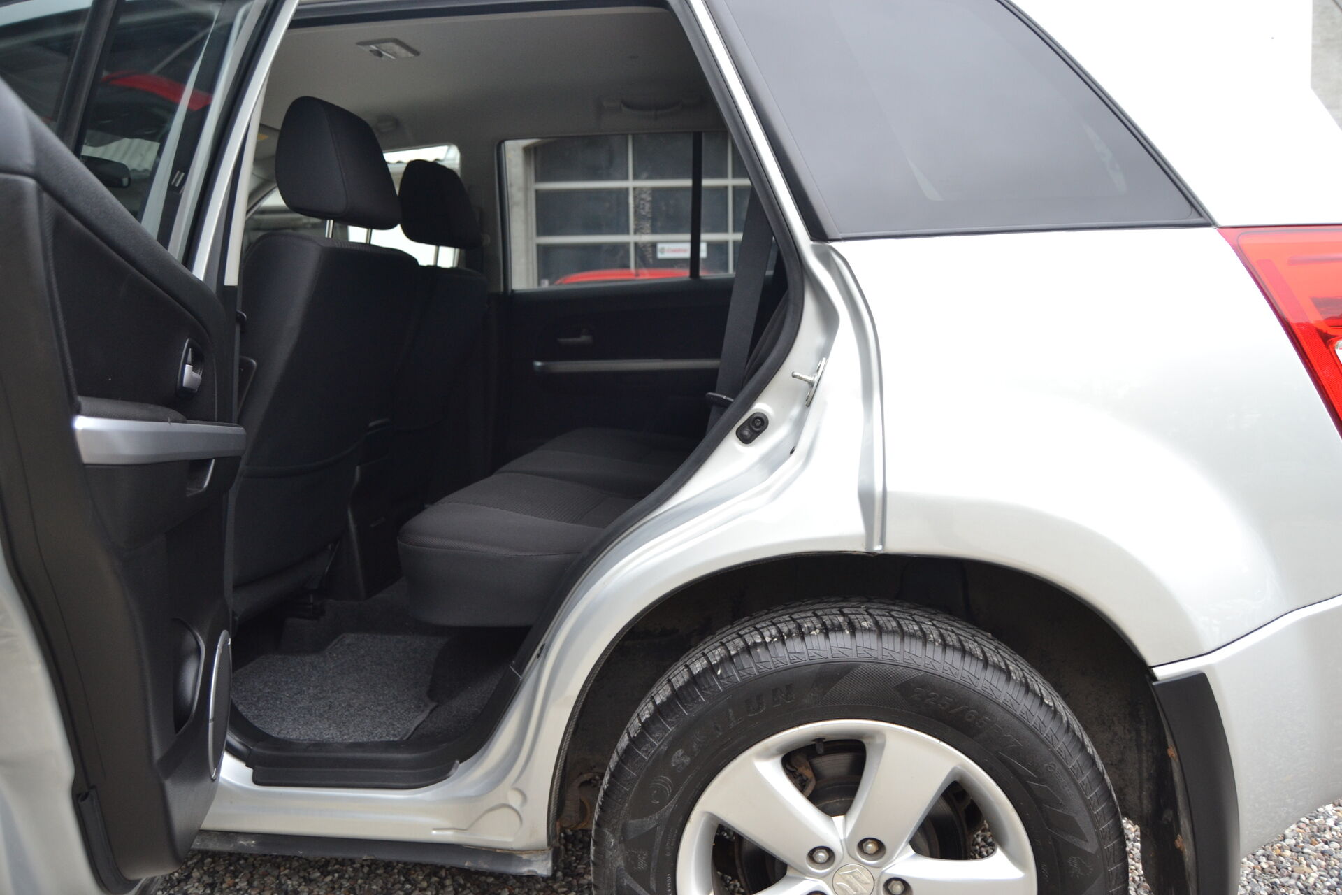 Billede af Suzuki Grand Vitara 2,4 GLX 4x4 169HK 5d