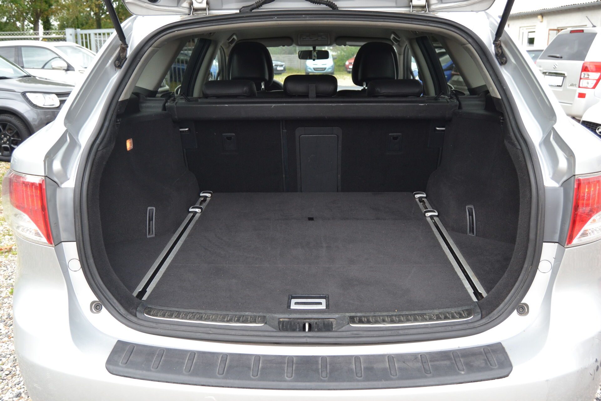 Billede af Toyota Avensis 1,8 VVT-I TX 147HK Stc 6g