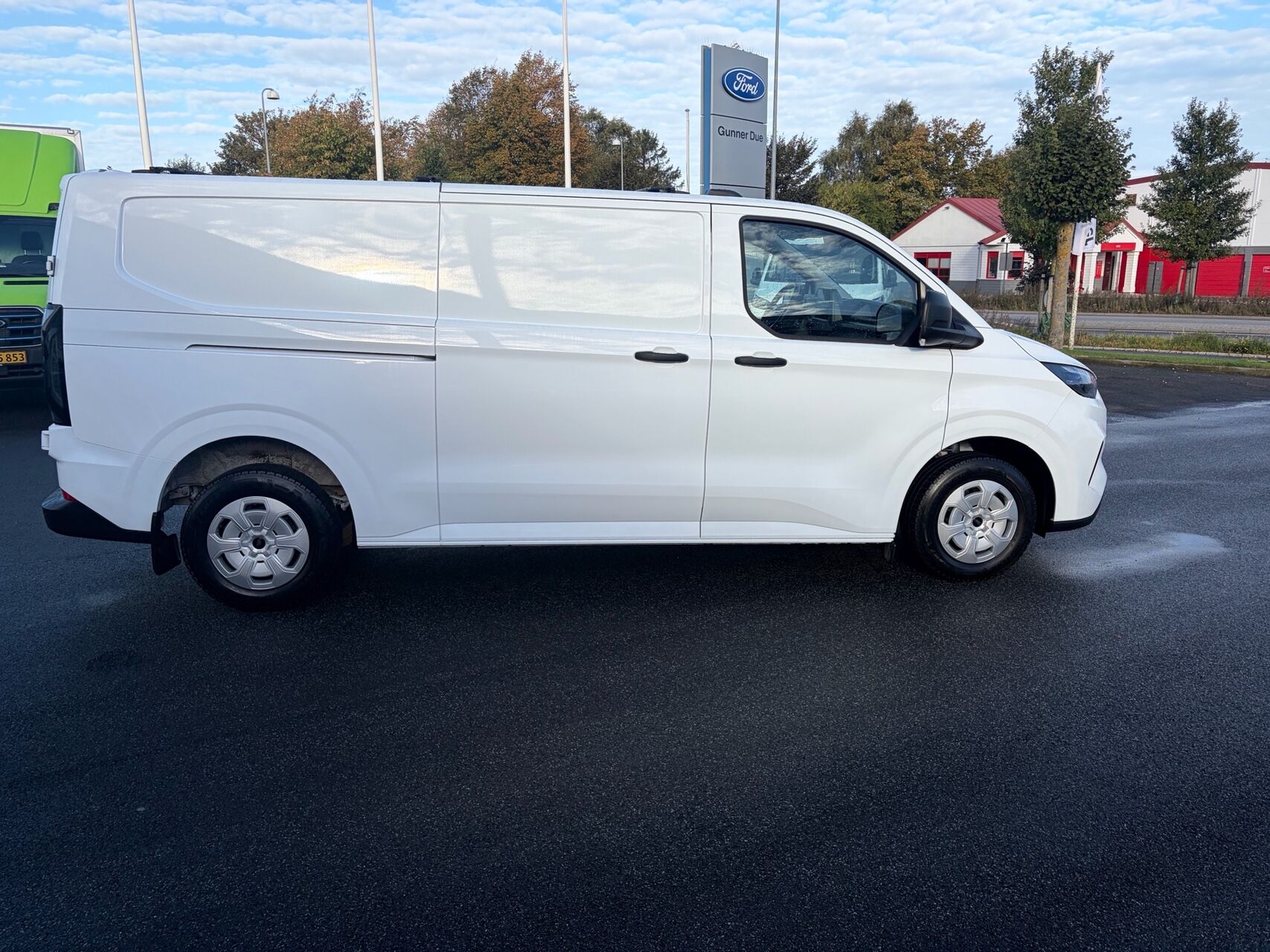 Billede af Ford Transit Custom 300 L2H1 2,0 EcoBlue Trend 136HK Van 8g Aut.