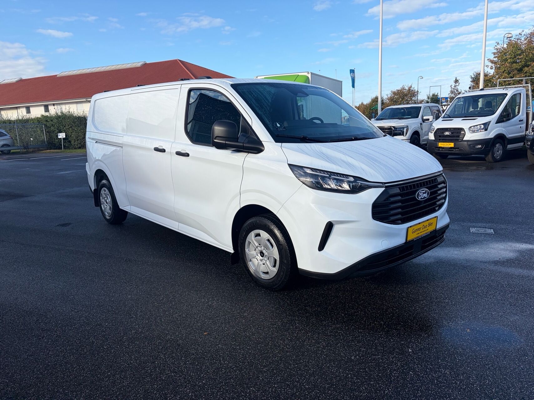 Billede af Ford Transit Custom 300 L2H1 2,0 EcoBlue Trend 136HK Van 8g Aut.