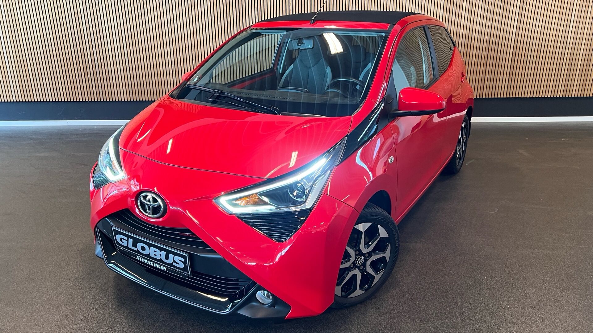 Billede af Toyota Aygo 1,0 VVT-I X-Sky X-Shift 72HK 5d Aut.