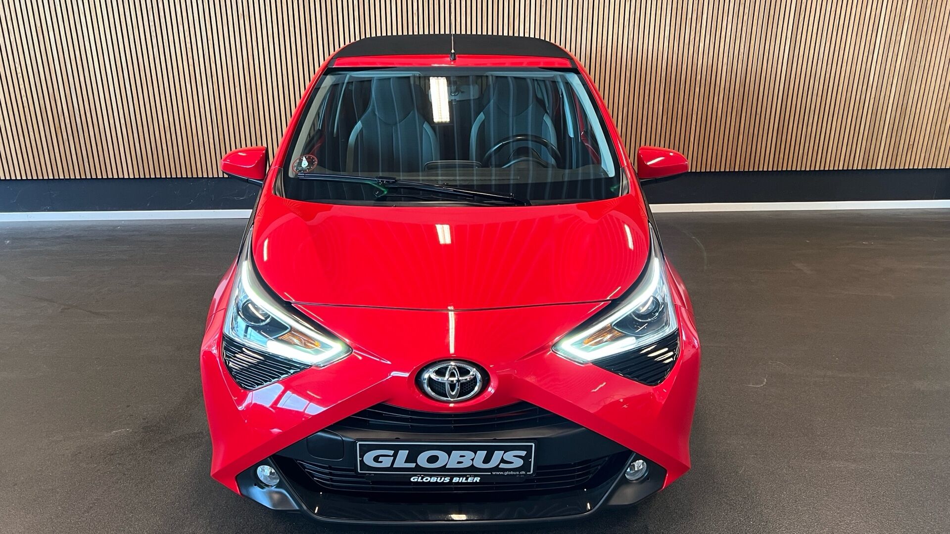 Billede af Toyota Aygo 1,0 VVT-I X-Sky X-Shift 72HK 5d Aut.