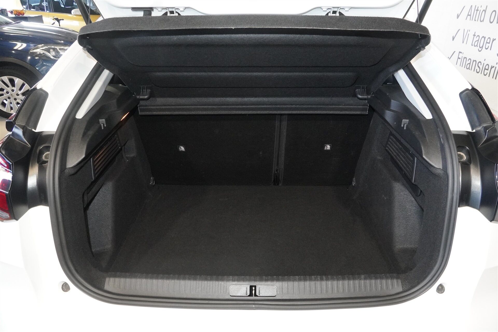 Billede af Citroën C4 1,2 PureTech Iconic EAT8 130HK 5d 8g Aut.