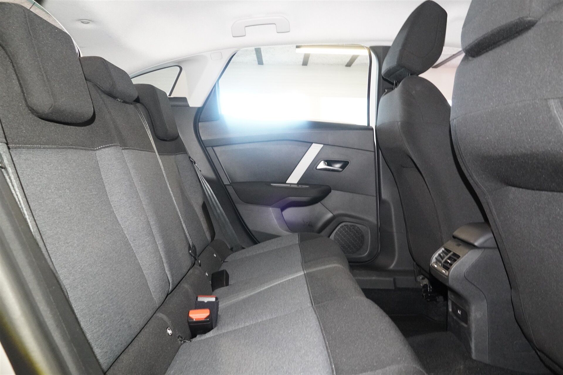 Billede af Citroën C4 1,2 PureTech Iconic EAT8 130HK 5d 8g Aut.