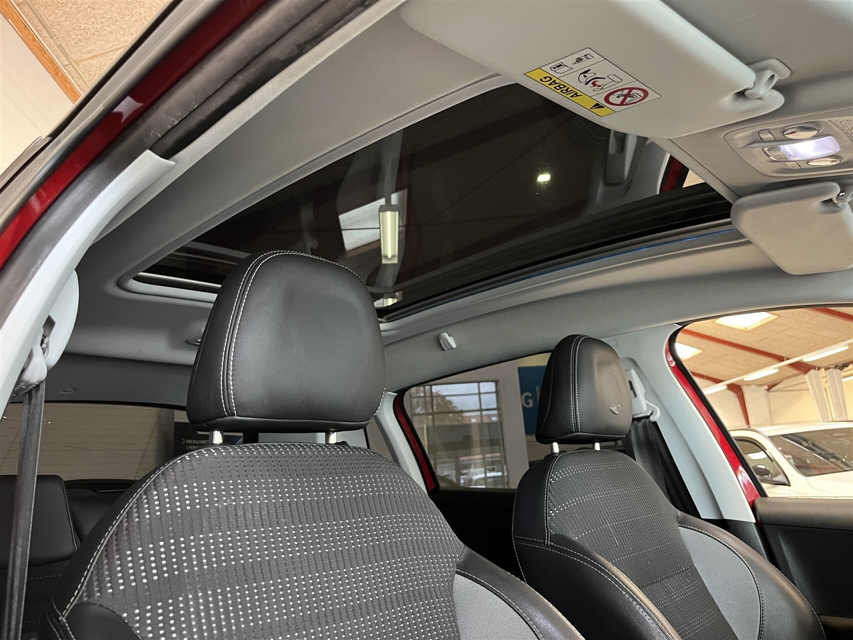 Billede af Peugeot 2008 1,5 BlueHDi Prestige 100HK 5d