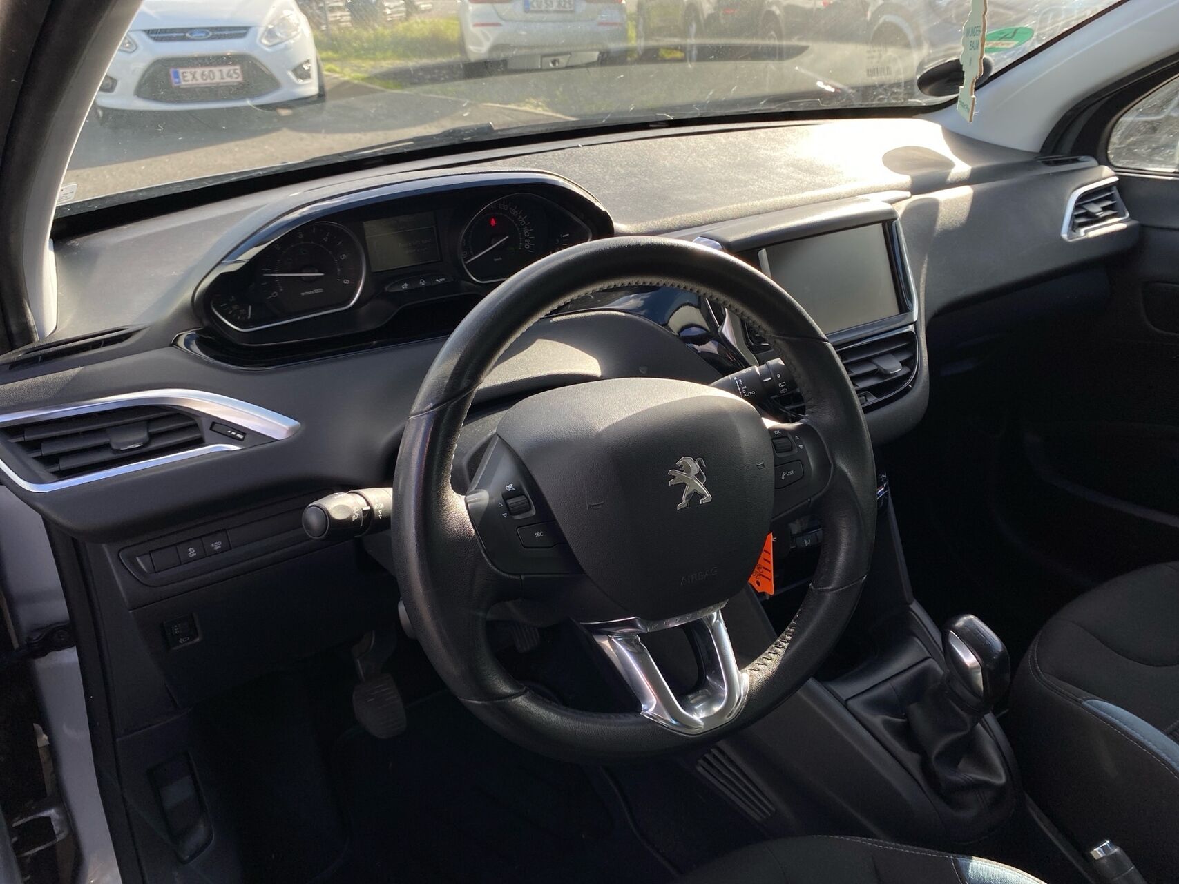 Billede af Peugeot 208 1,6 e-HDi Allure 92HK 5d