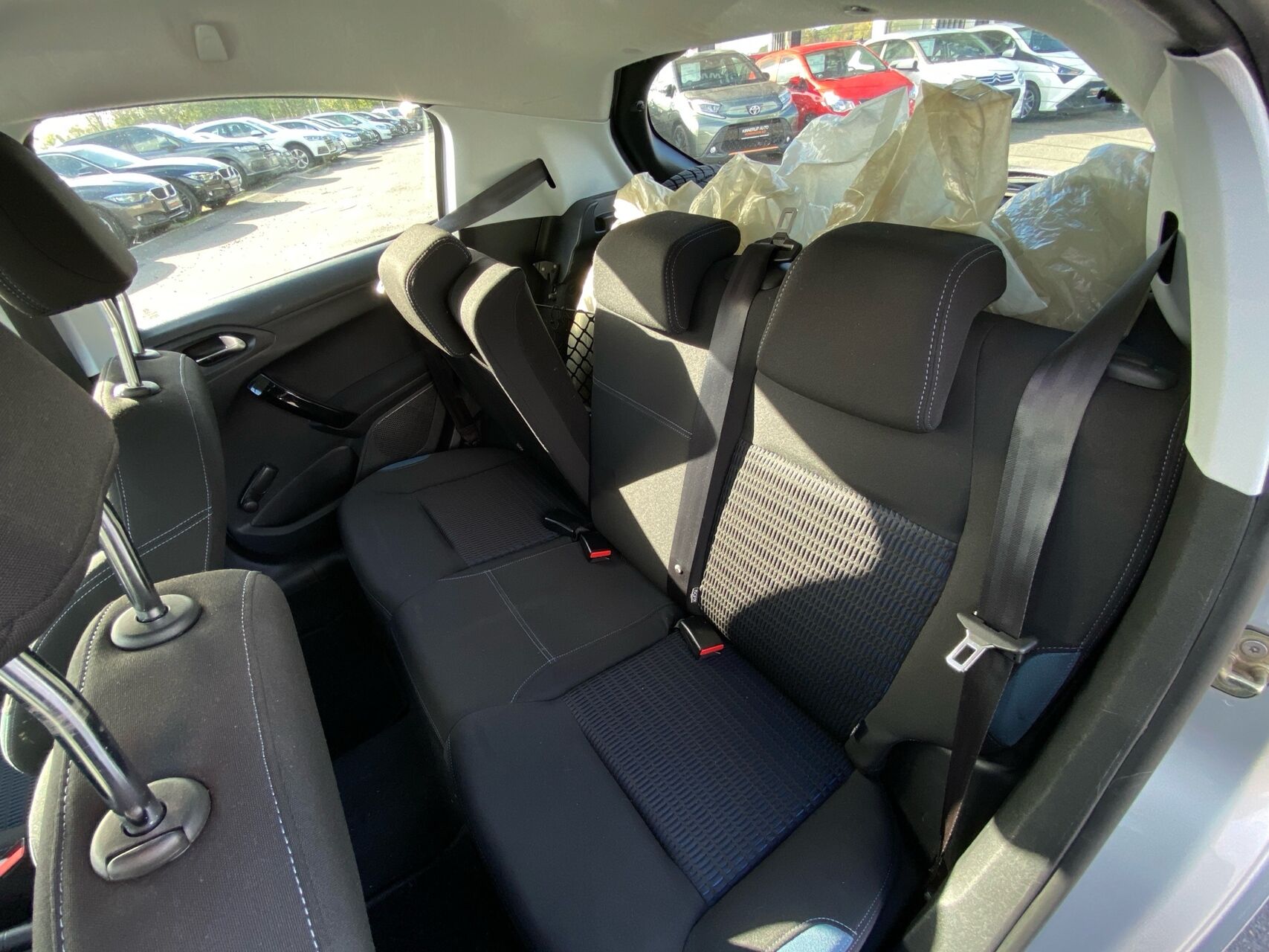 Billede af Peugeot 208 1,6 e-HDi Allure 92HK 5d