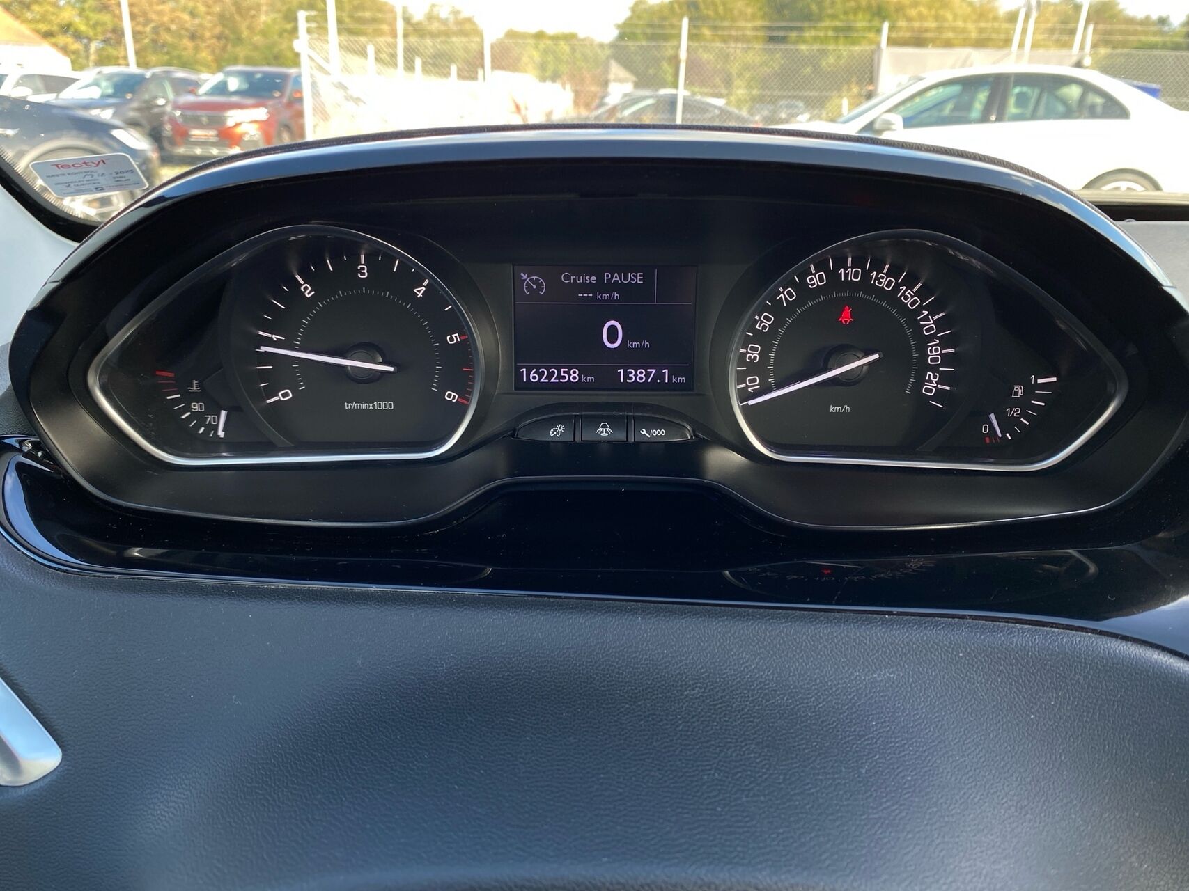 Billede af Peugeot 208 1,6 e-HDi Allure 92HK 5d
