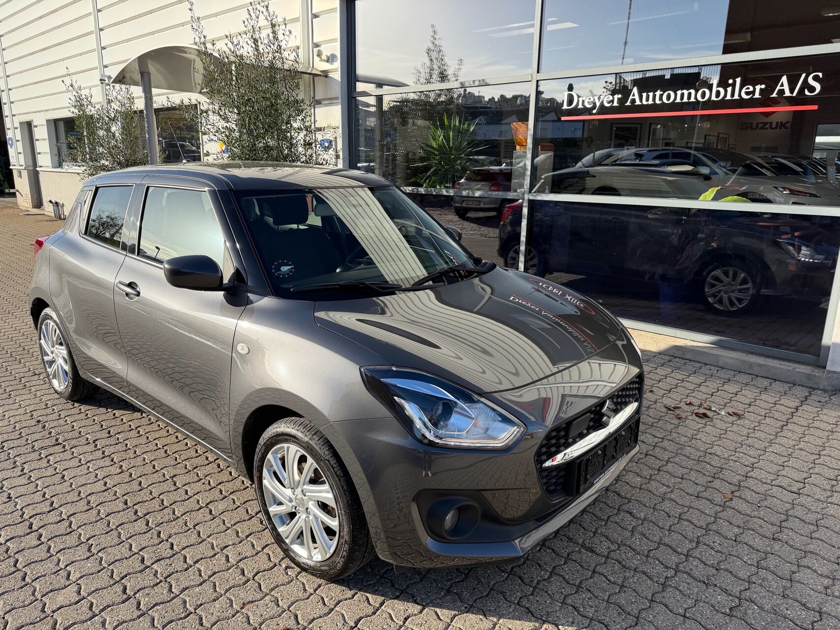 Billede af Suzuki Swift 1,2 Dualjet  Mild hybrid Action KUP 83HK 5d