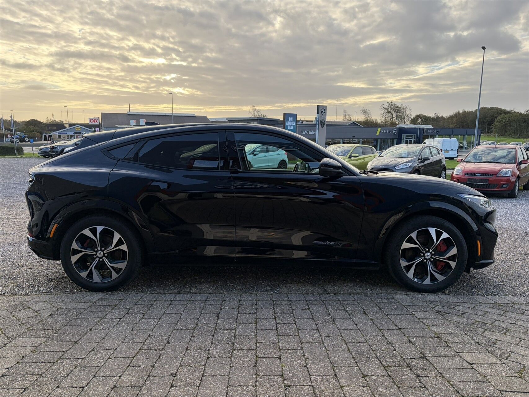 Billede af Ford Mustang Mach-E EL UR Premium 294HK 5d Aut.