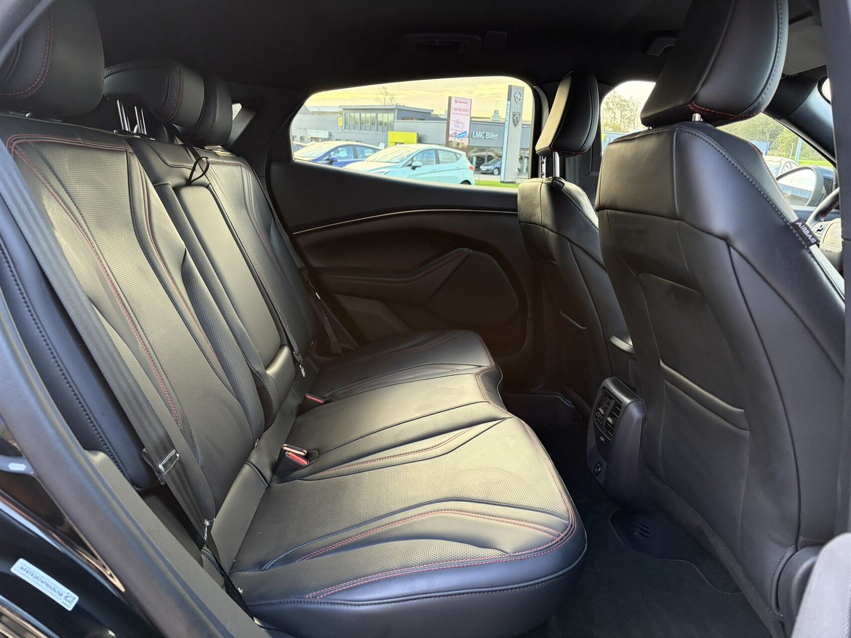 Billede af Ford Mustang Mach-E EL UR Premium 294HK 5d Aut.