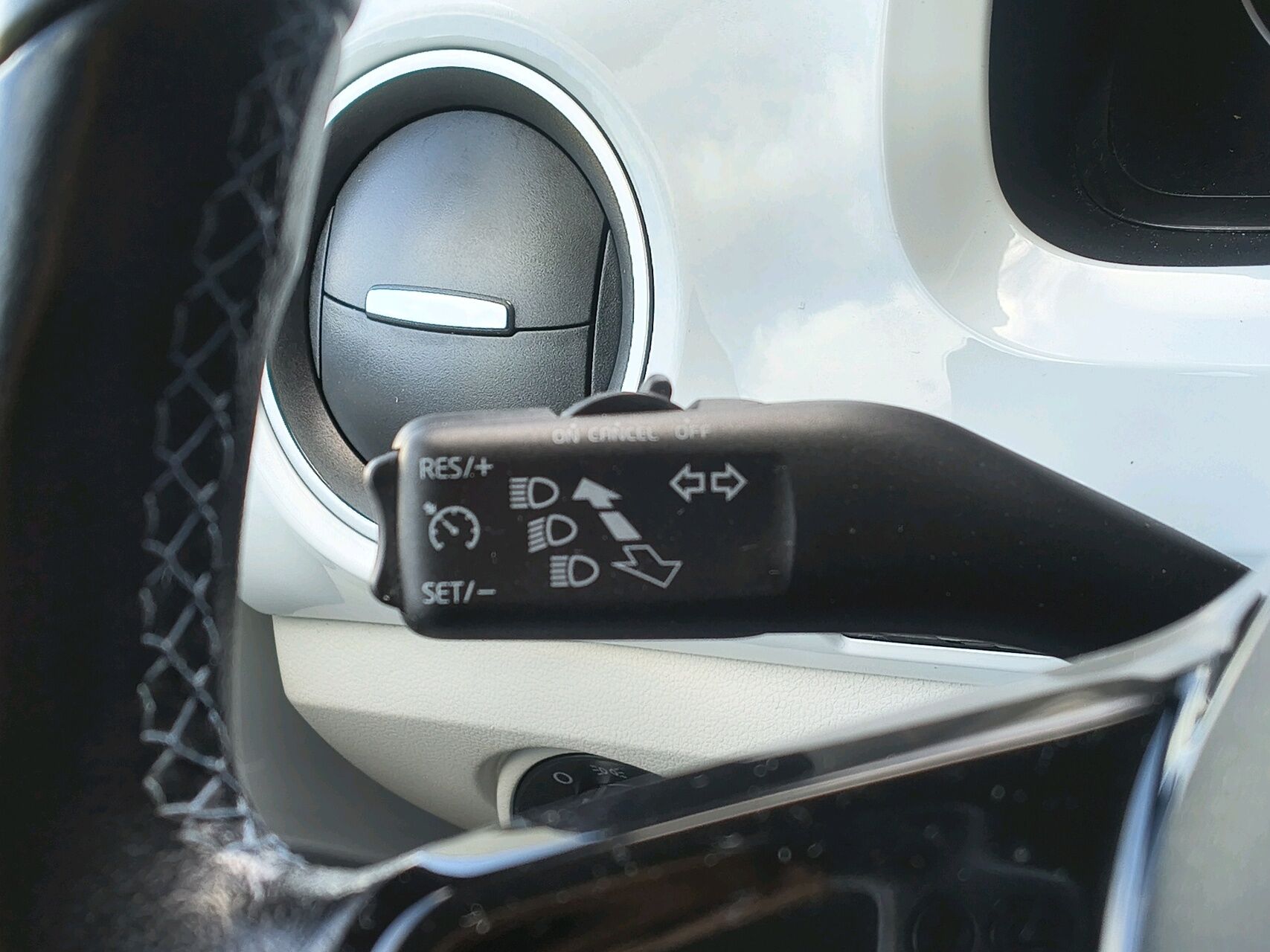 Billede af VW e-up EL High 82HK 5d Aut.