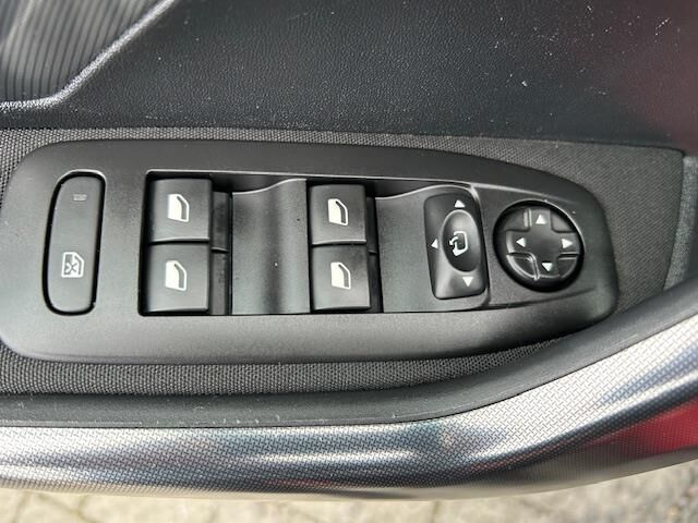 Billede af Peugeot 2008 1,2 PureTech Allure+ 110HK 5d