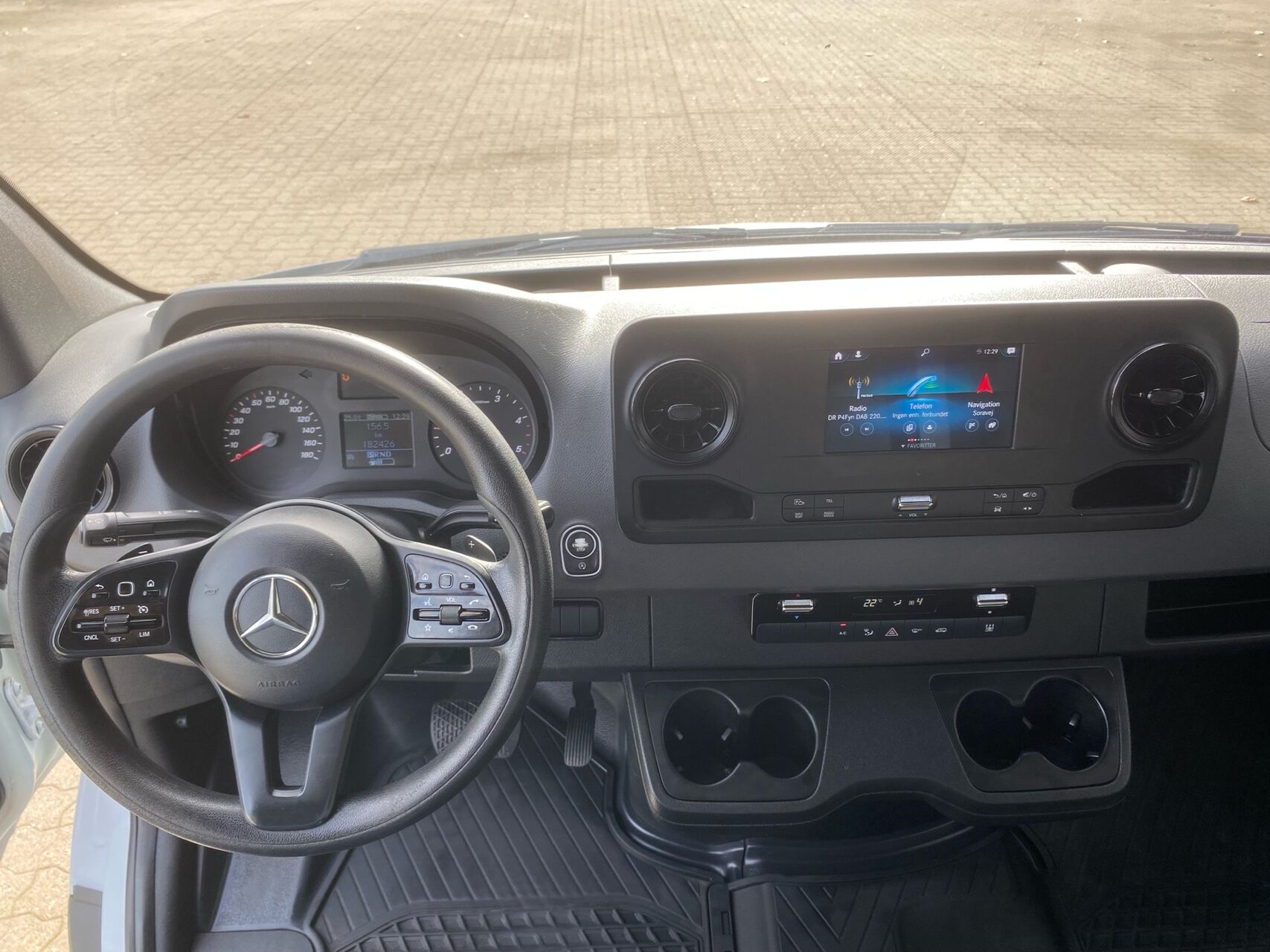 Billede af Mercedes-Benz Sprinter 317 2,0 CDI A4 H2 RWD 9G-Tronic 170HK Van Aut.