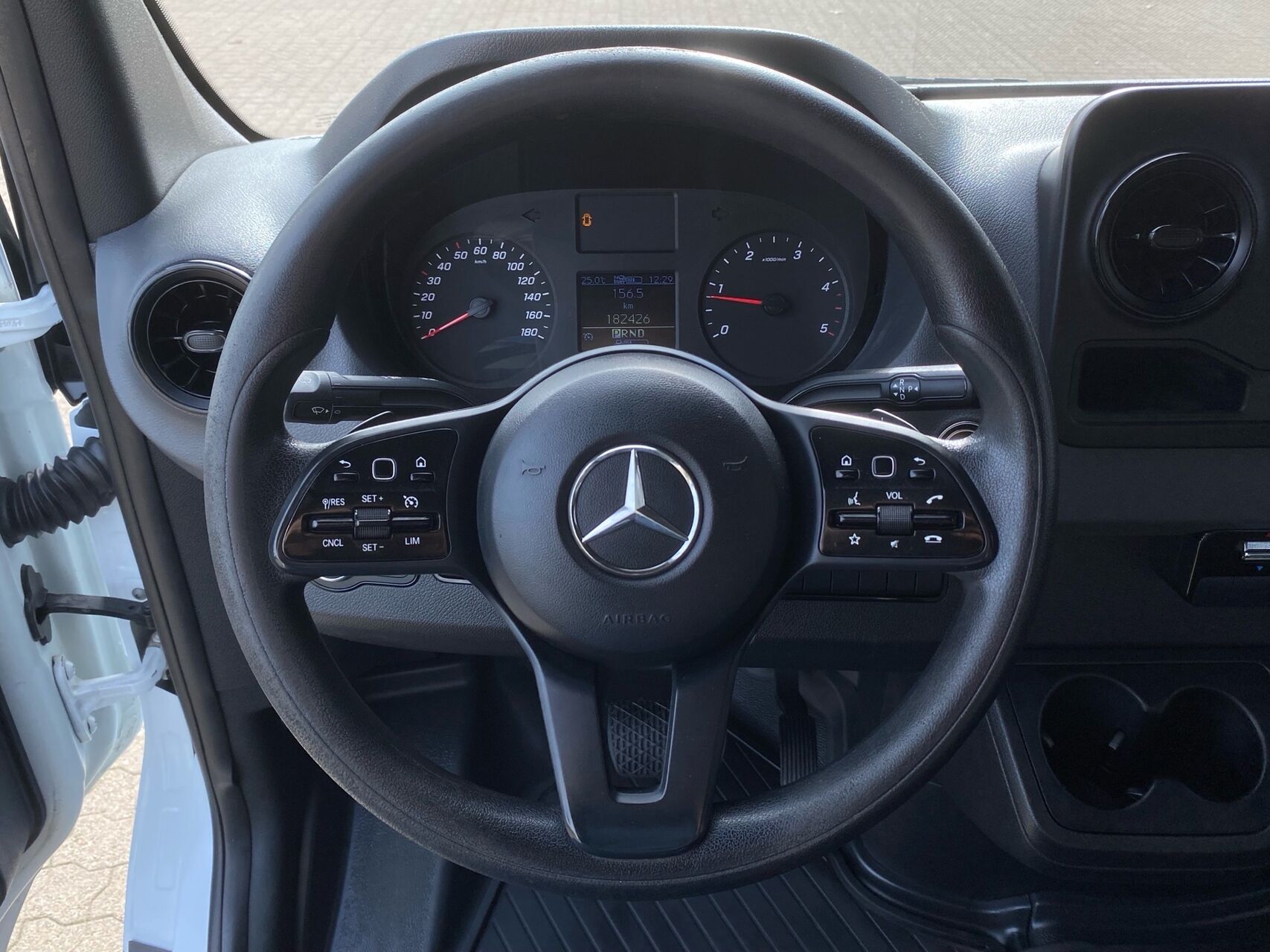 Billede af Mercedes-Benz Sprinter 317 2,0 CDI A4 H2 RWD 9G-Tronic 170HK Van Aut.