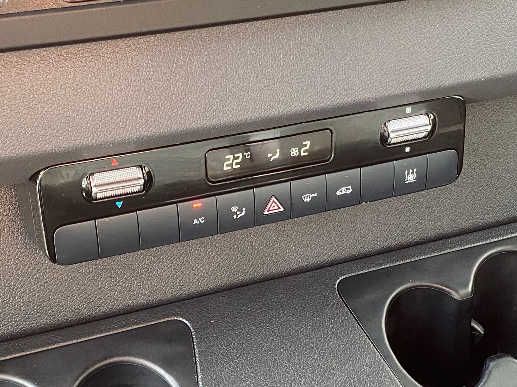 Billede af Mercedes-Benz Sprinter 317 2,0 CDI A4 H2 RWD 9G-Tronic 170HK Van Aut.
